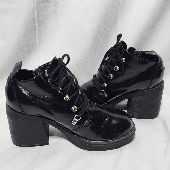 Dolls Kill Shoes Vintage Y2k 9s Patent Leather Cute Goth Shoes